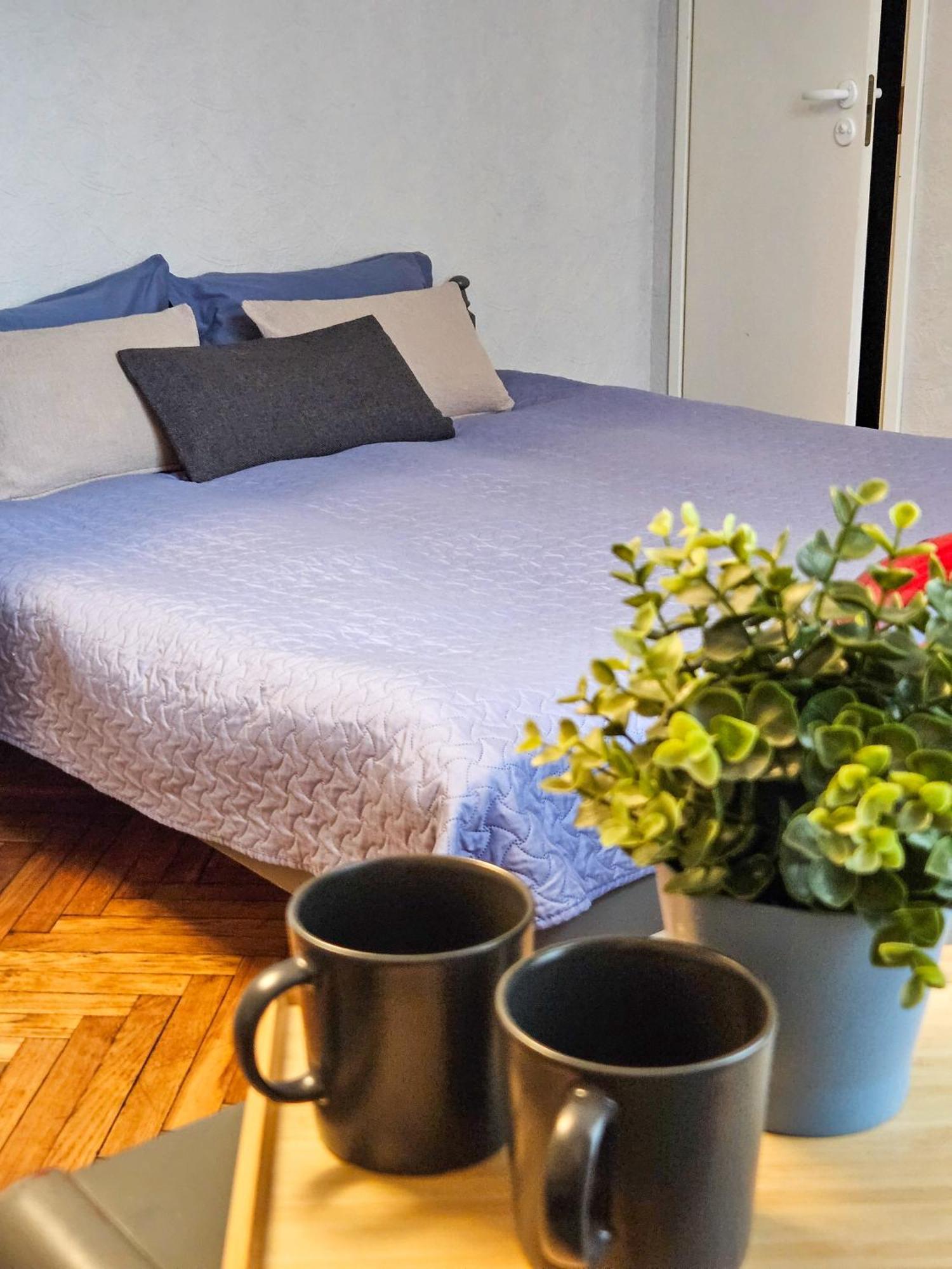 Ļeņina apartamenti Riga Bagian luar foto