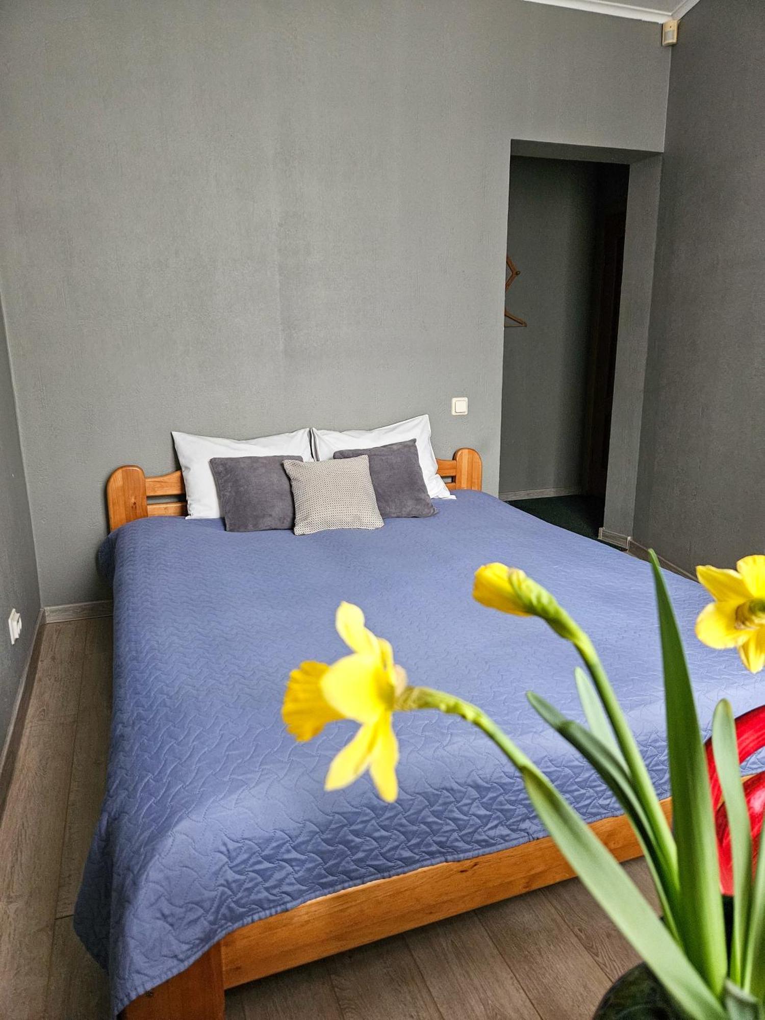 Ļeņina apartamenti Riga Bagian luar foto