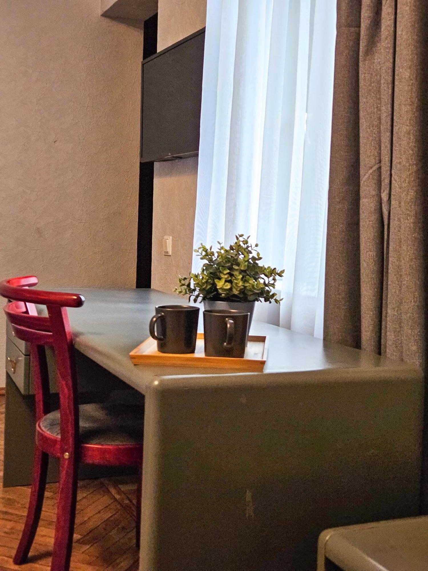 Ļeņina apartamenti Riga Bagian luar foto